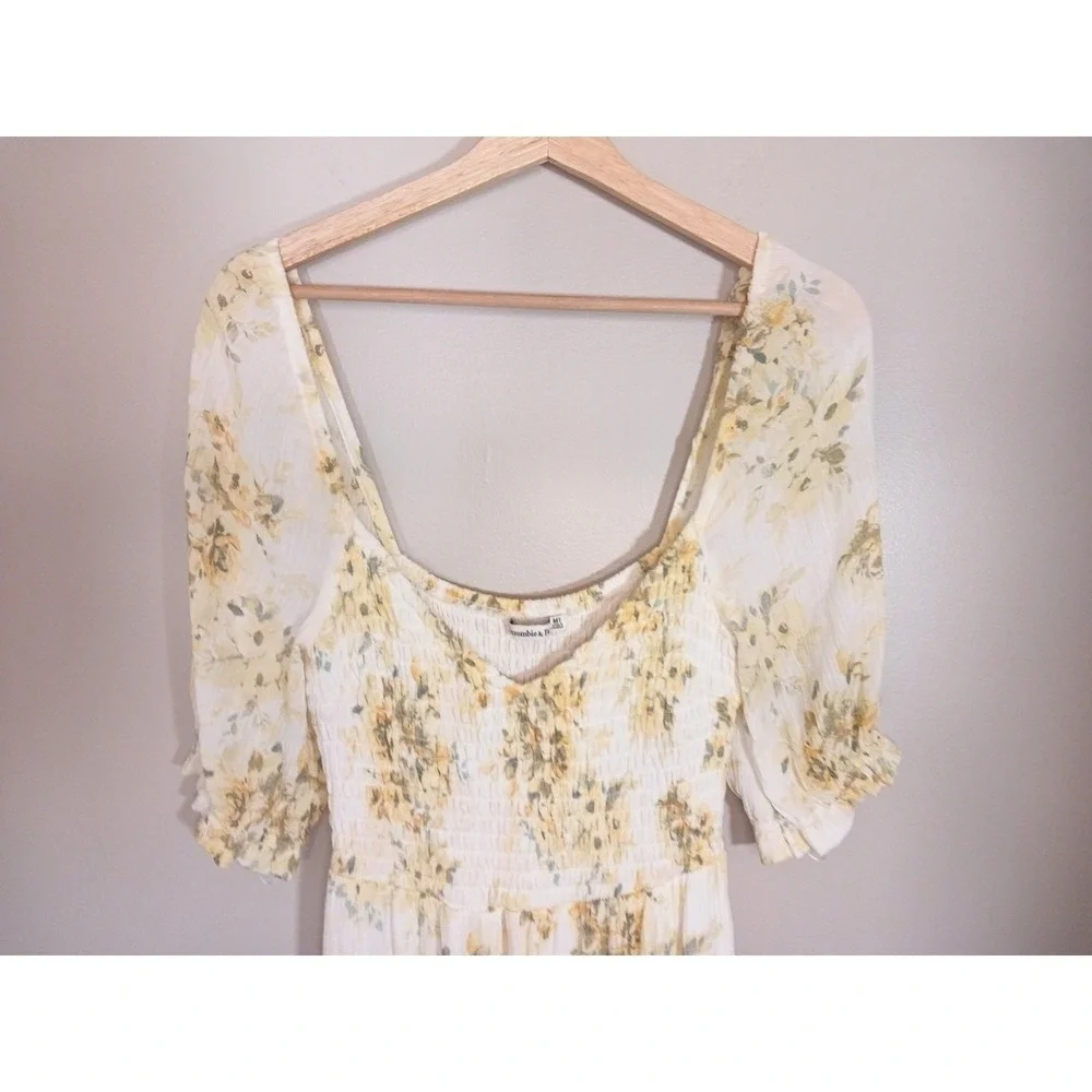Abercrombie & Fitch romantic effortlessly